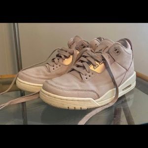 Jordan 3 Retro - Particle Beige